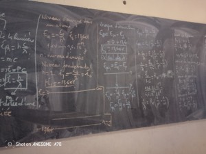 nous pouvons résoudre n’inous pouvons résoudre n’importe quel exercice de physique pour la terminale