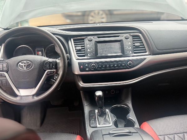 Toyota highlander 2019