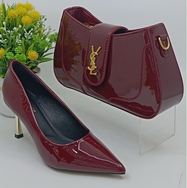 Ensemble de sac à main et chaussures