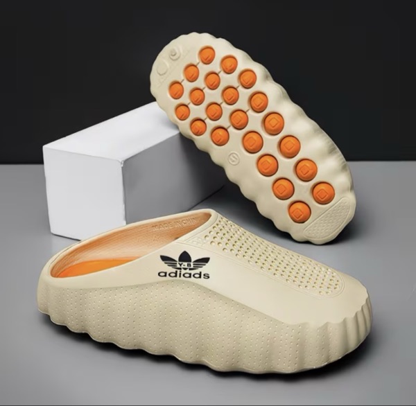 Sandales et claquettes, chaussures tendance, pantoufles de camping, chaussures de plage d'excellente
