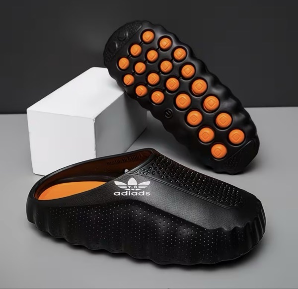 Sandales et claquettes, chaussures tendance, pantoufles de camping, chaussures de plage d'excellente