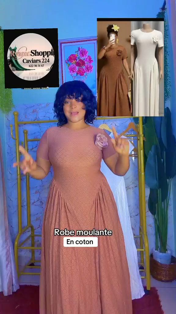 L’ensemble une jupe et un haut plus la ceinture en coton très classe et confortable