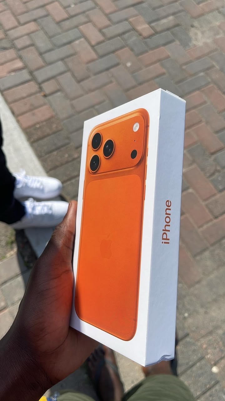 iPhone 17 pro max