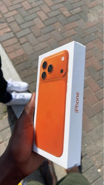 iPhone 17 pro max
