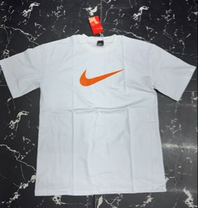 Tee-shirts