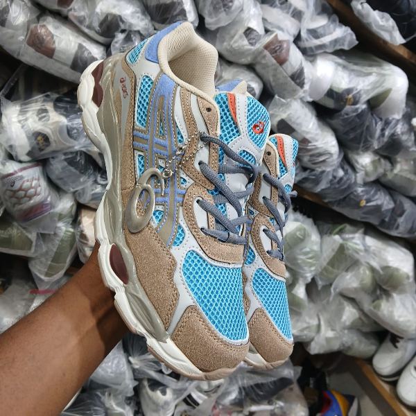 Asics paire