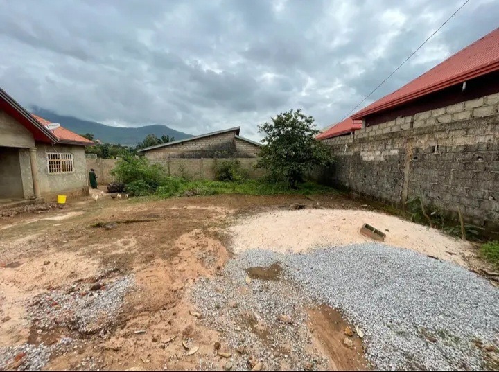Villa inachevé a vendre
