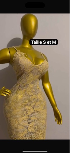 Robe moulante taille M