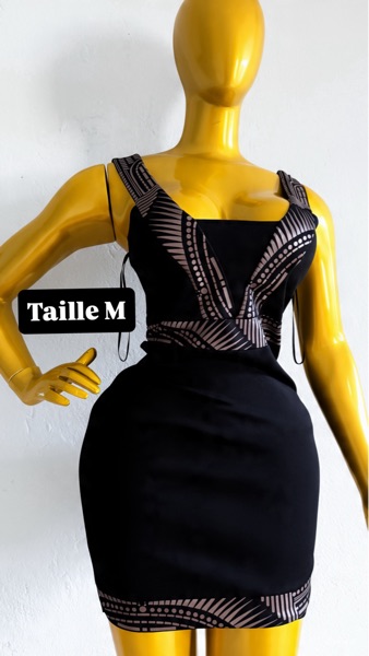 Robe moulante taille M