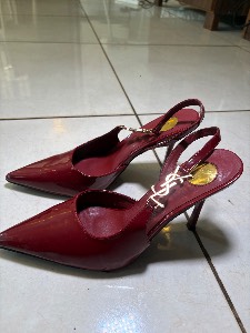 Scarpins rouge bordeaux